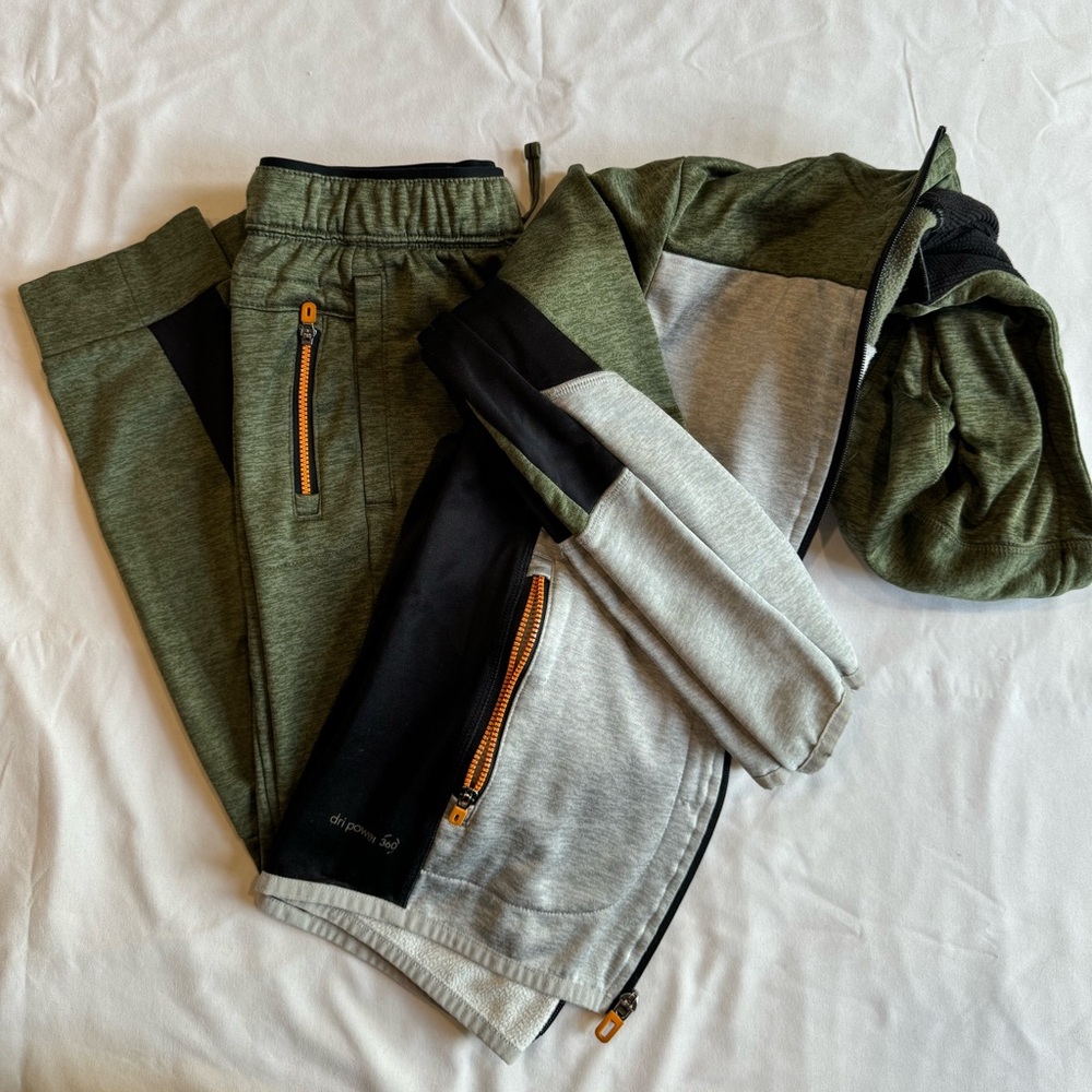 Boys L 10/12 Russell athleisure tracksuit